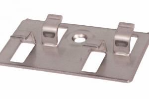 Clip inox d'aboutage pour terrasse composite silvadec